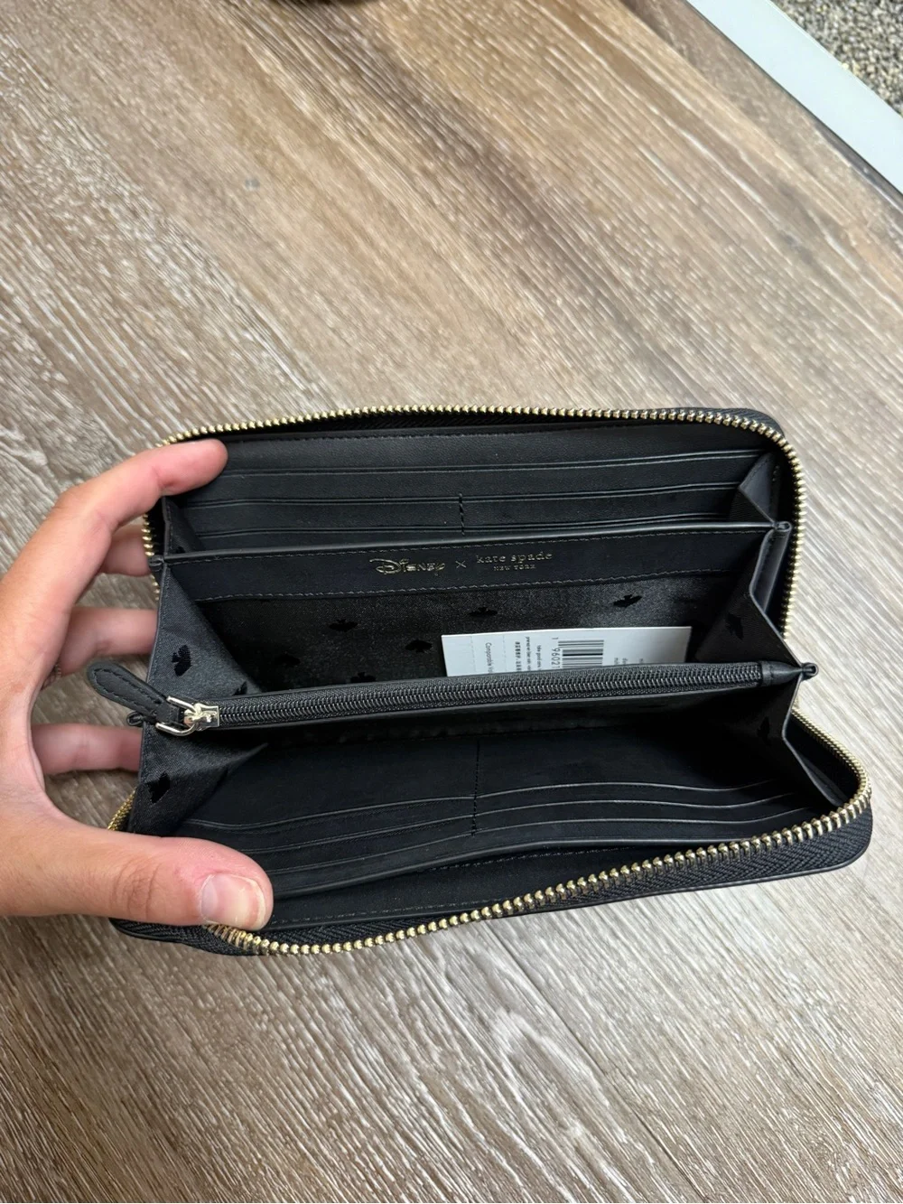 NWT Kate Spade x Disney Minnie Mouse Comic Strip Large Continental Wallet